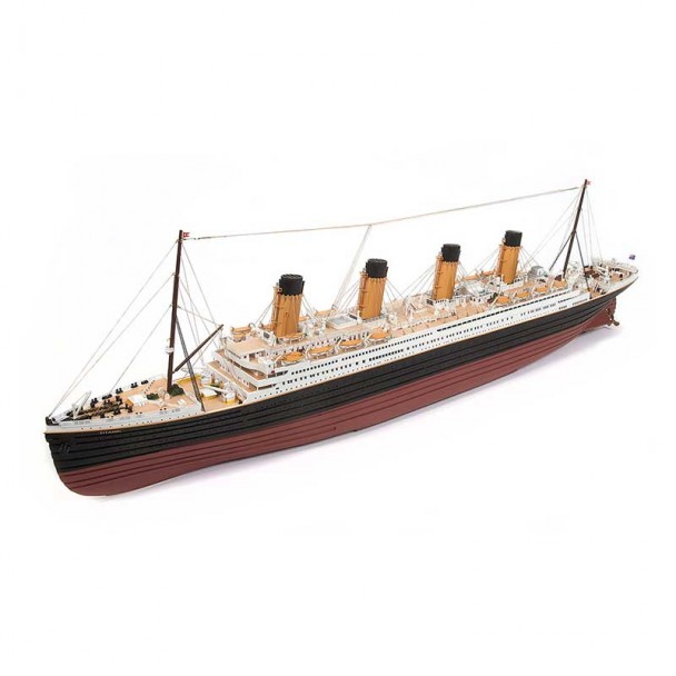 R.M.S. Titanic 1:300
