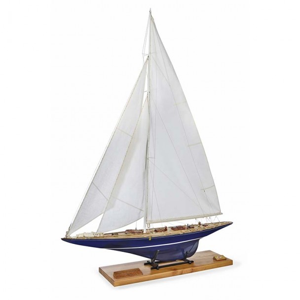 Endeavour U.K. Challenger Velero 1934 Copa América 1:35